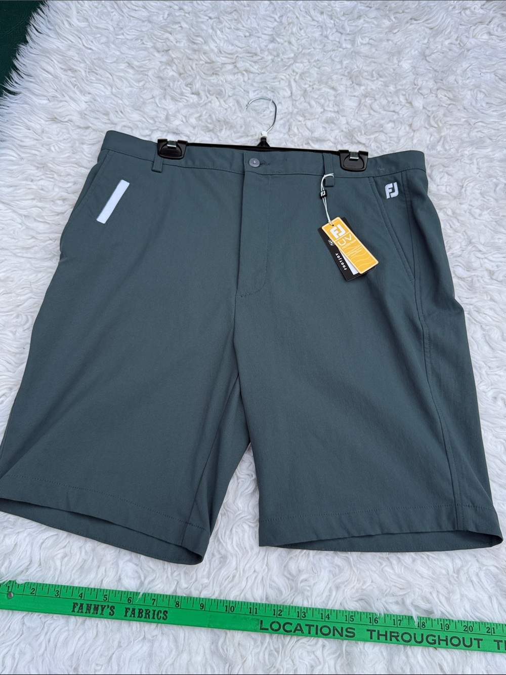 FootJoy Lightweight 9" Inseam Men's Golf Short